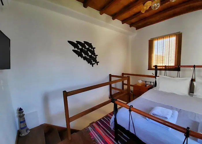 Nefeli * Livadi (Serifos)