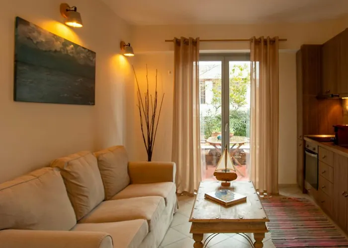 Nefeli Appartement *